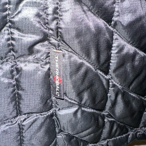 THE NORTH FACE Women's Thermoball Eco Hoodie Women’s XS Black - Picture 10 of 11